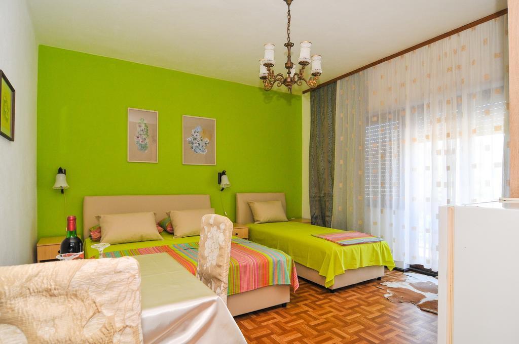 Guesthouse Lanca ติวัต ห้อง รูปภาพ